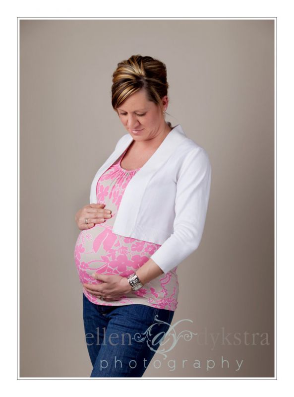 plainwell pregnancy photographer