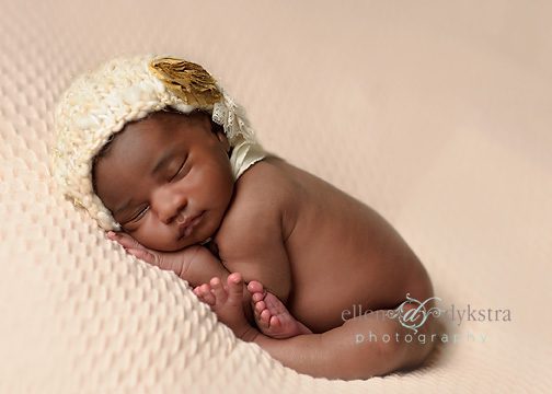 newborn photography pose Ellen Dykstra Photography