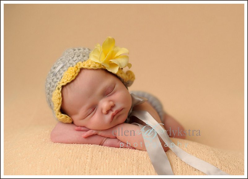 newborn_in_gray_and_yellow