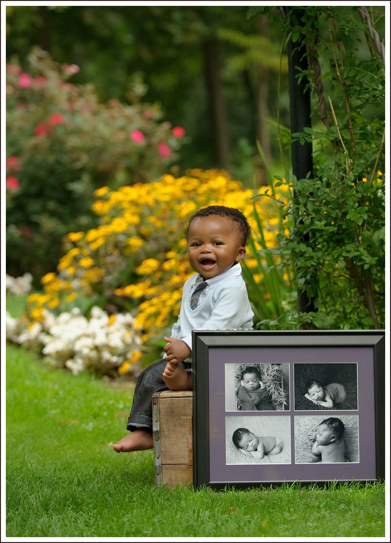 one-year-old-photo-with-newborn-photo