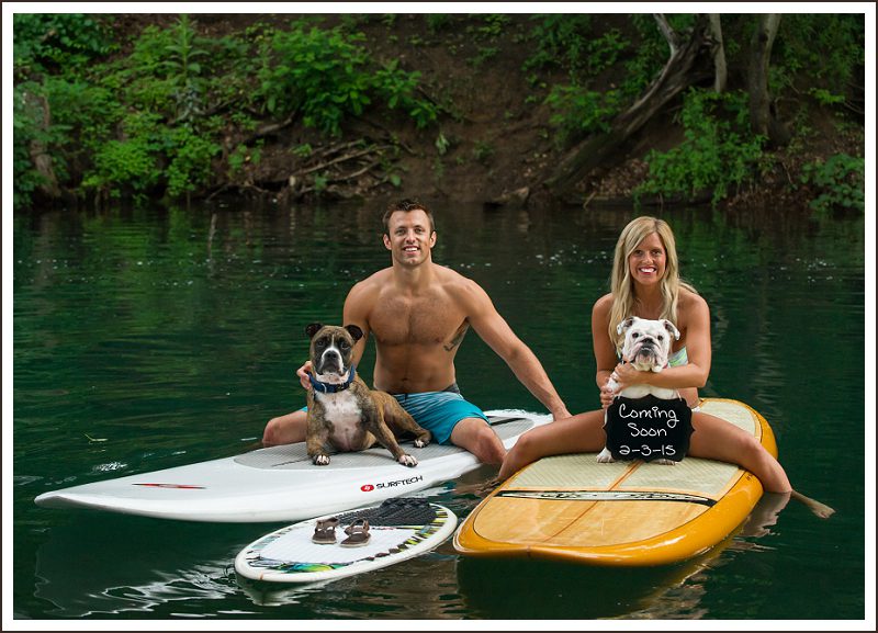 pregnancy-announcement-picture-on-paddleboard