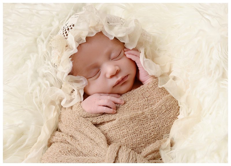 Tiny Baby Girl ~ 14 days {Metro Detroit Newborn Photography} - Showit Blog