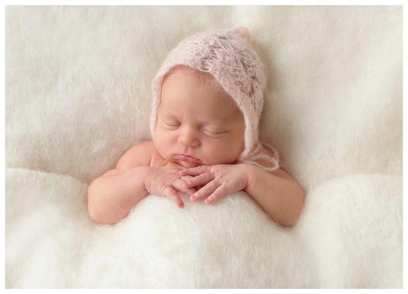 new-baby-pink-knit-bonnet