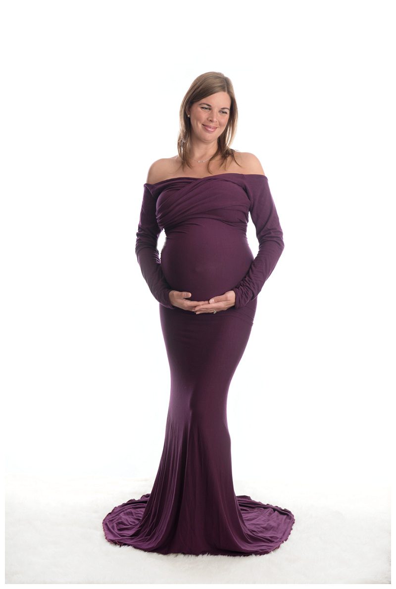 maternity-photo-plum-gown