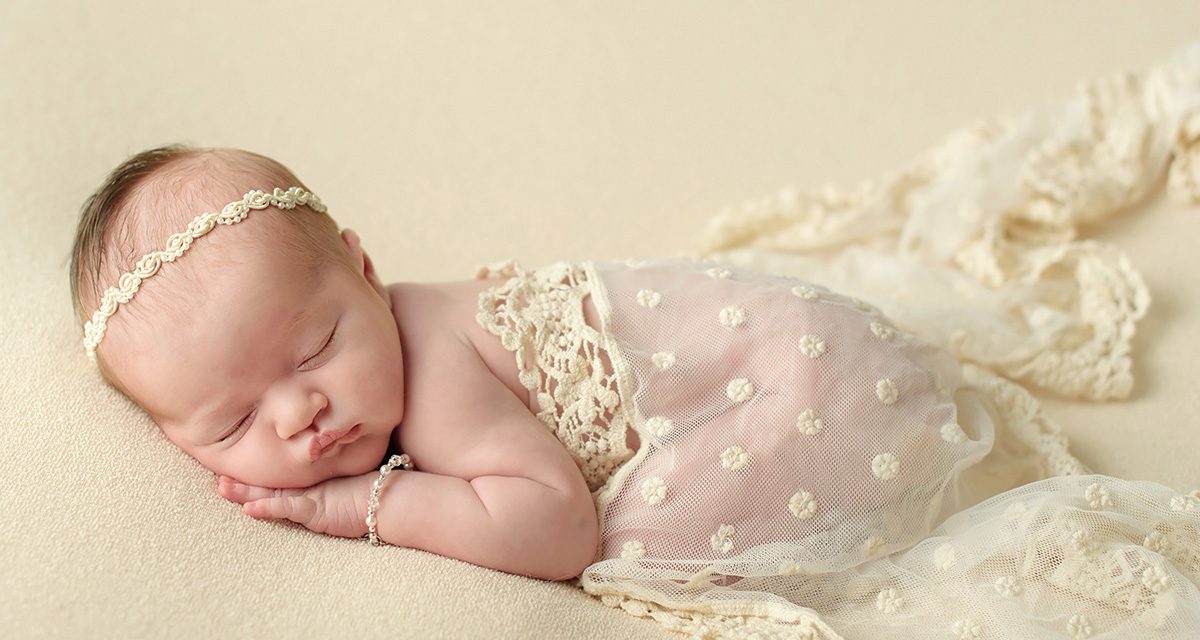 newborn-photo-session-details-kalamazoo-portage