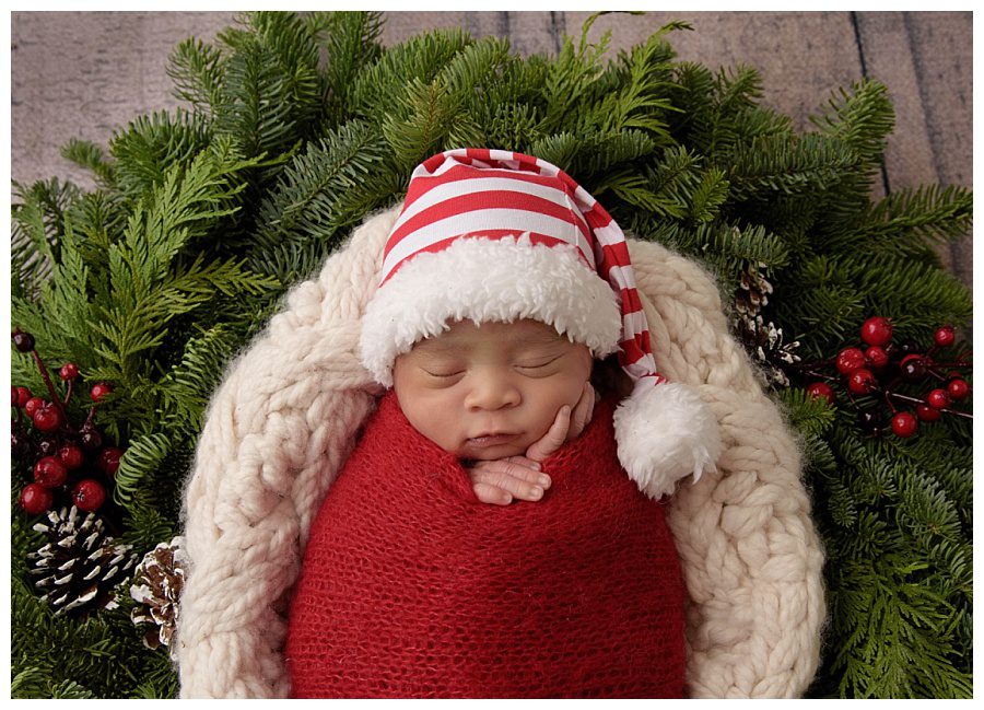 newborn-christmas-hat-basket